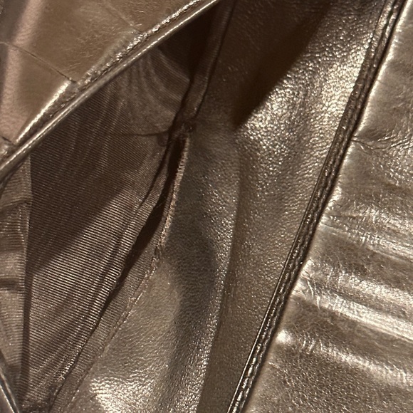 💯% Authentic CHANEL Caviar Wallet✨ - Picture 10 of 15